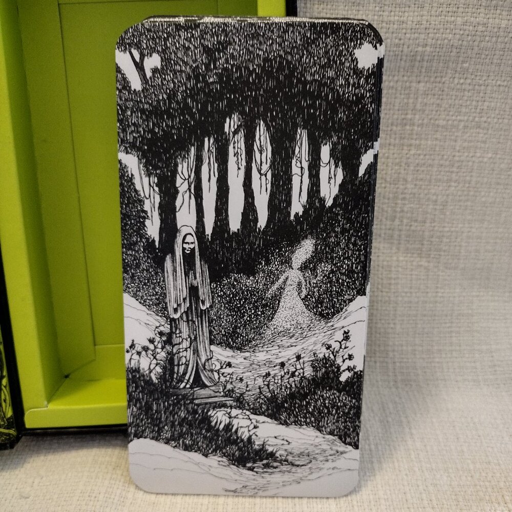 The Hollow Woods: Storytelling Card Game - Picture 8 of 11